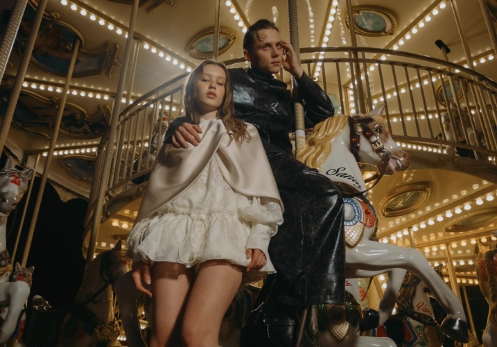 Певец Ваня Дмитриенко и актриса Анна Пересильд