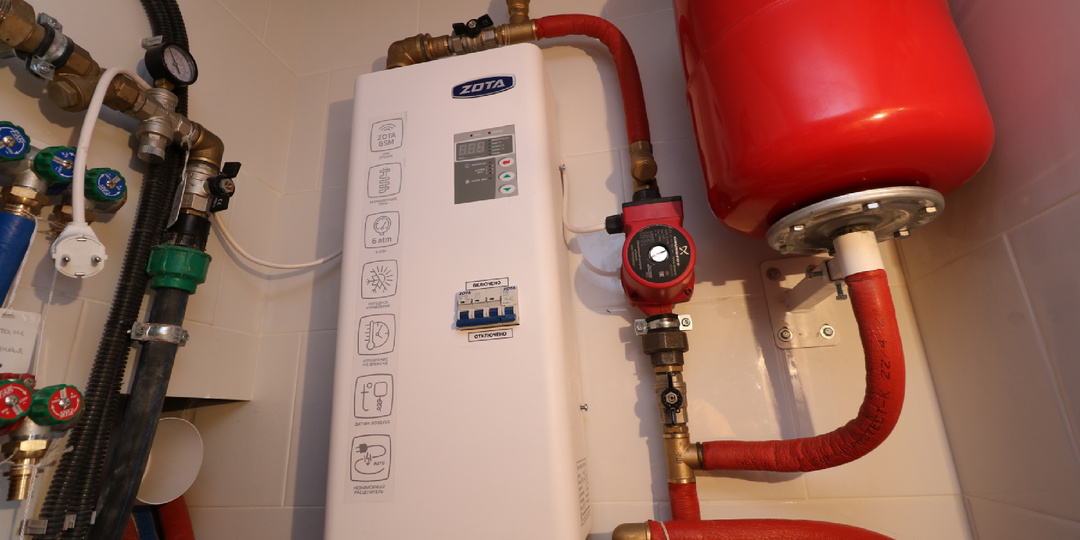 Черновые материалы в ремонте: кто должен закупать, как избежать обмана и сколько стоят?