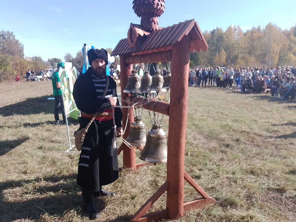 Выездная звонница Сергея Медведева тел: +7(926)456-33-86