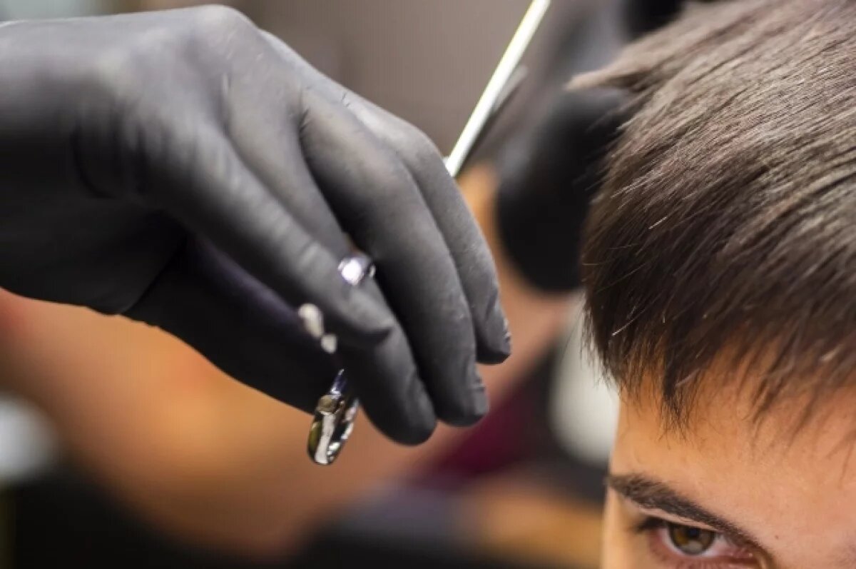    В Карачаево-Черкесии раскрыли аферу с грантом на открытие барбершопа