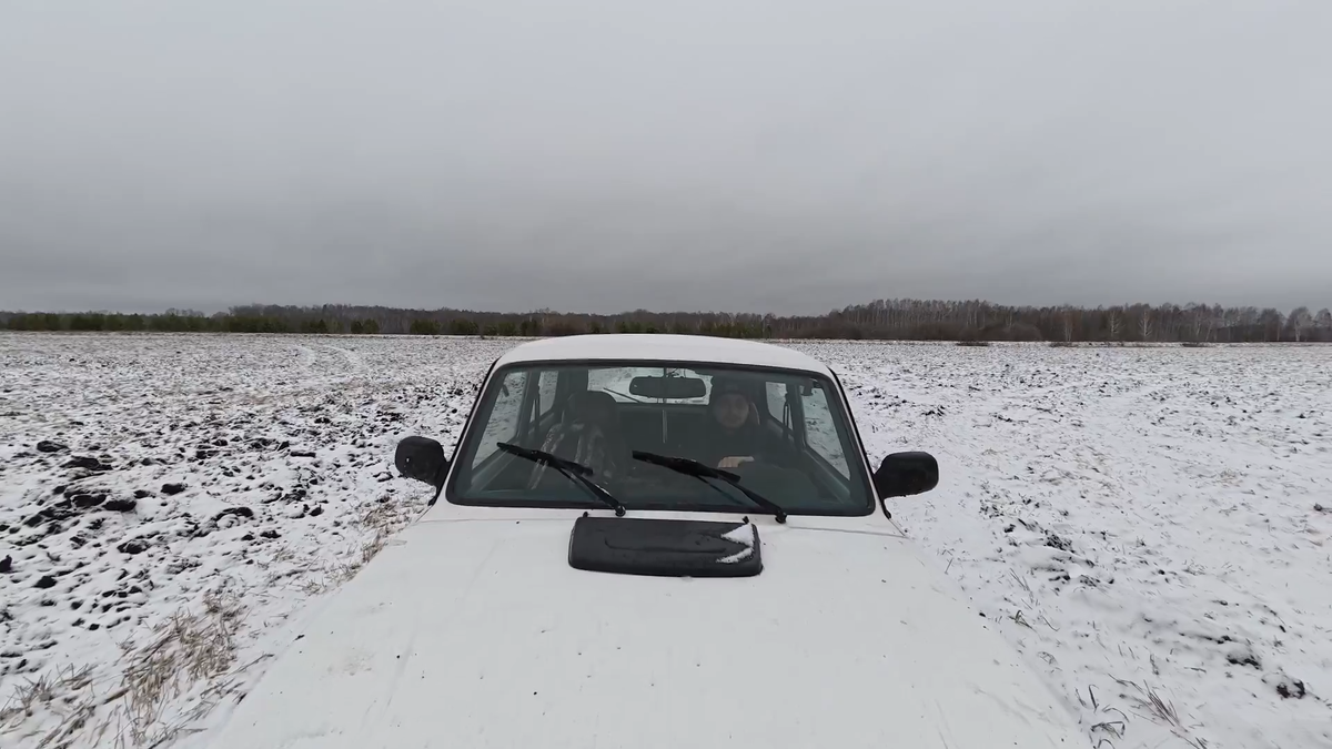 Белая нива, на белом фоне