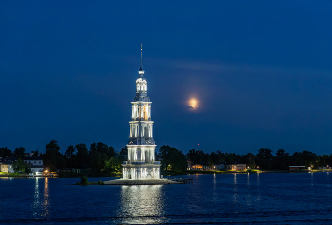 Фото с сайта https://kruiz.online/reviews?review=ДжЯГ&sendReview=