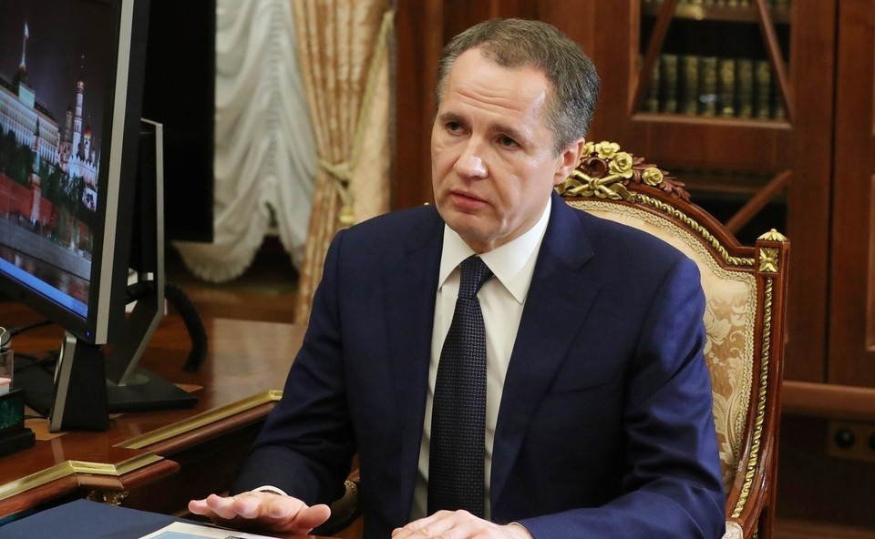    Гладков заявил, что его жена отказалась покидать Белгород, несмотря на обстрелы GLOBAL LOOK PRESS