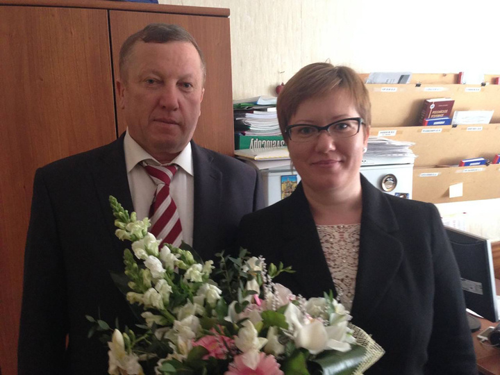 Фото из личного архива. Елена Антонян со своим отцом, бывшим начальником академии ФСИН Александром Гришко.
