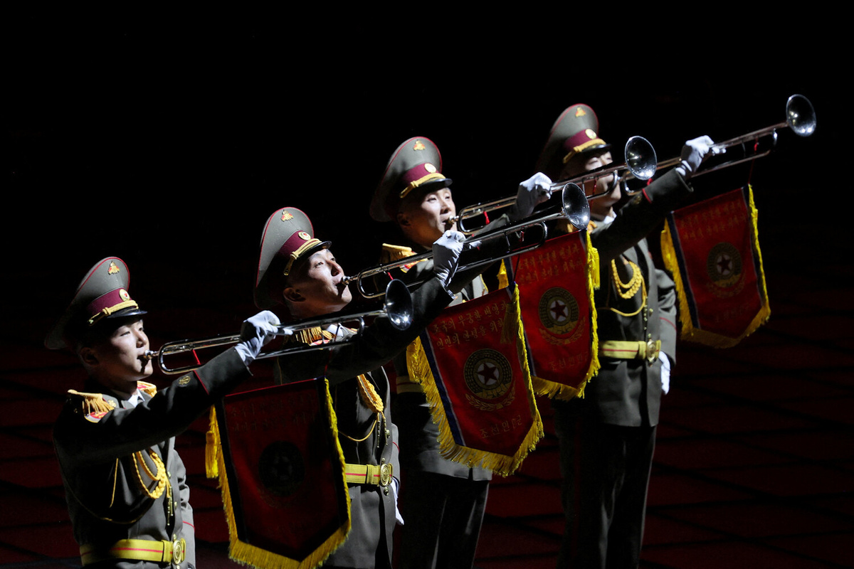 Военнослужащие на военном параде в честь 80-летия создания Трудовой партии Кореи в Пхеньяне, Северная Корея, 9 октября 2025 года ©Екатерина Штукина/Reuters  📷