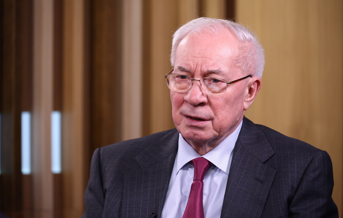 Экс-премьер Николай Азаров: Украина никогда не вернется к границам 1991 года