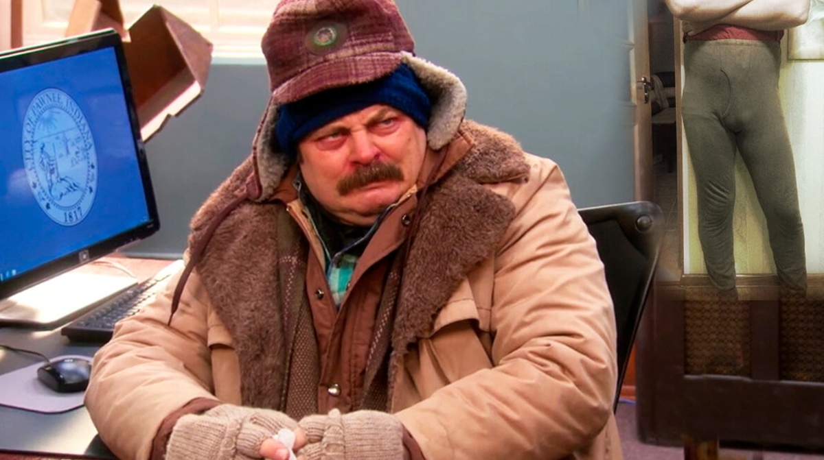    Простуженный человек запросто может заразить окружающих, но этого можно избежать. Кадр из сериала «Парки и зоны отдыха»