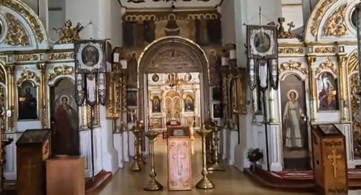 Церковь с внутренней стороны 