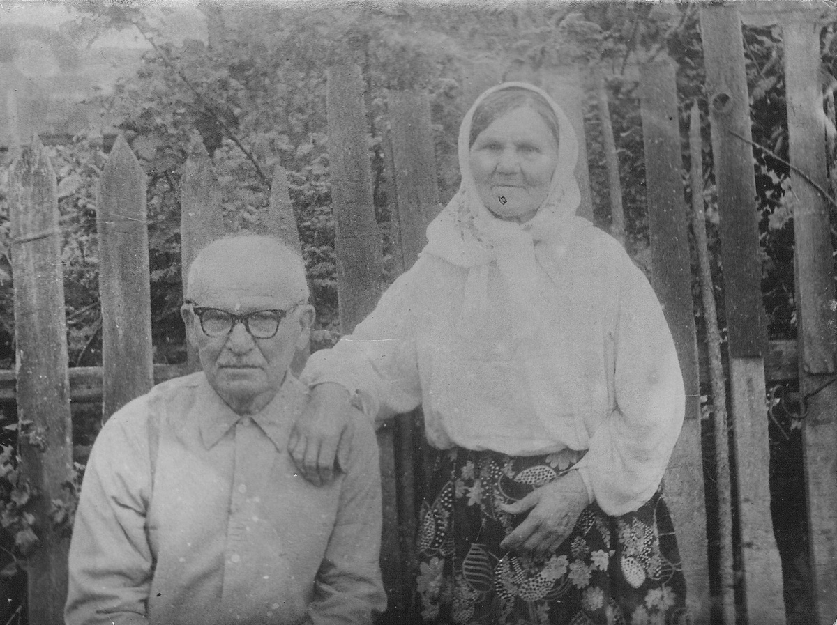 Бабушка Анна молилась за всю родню