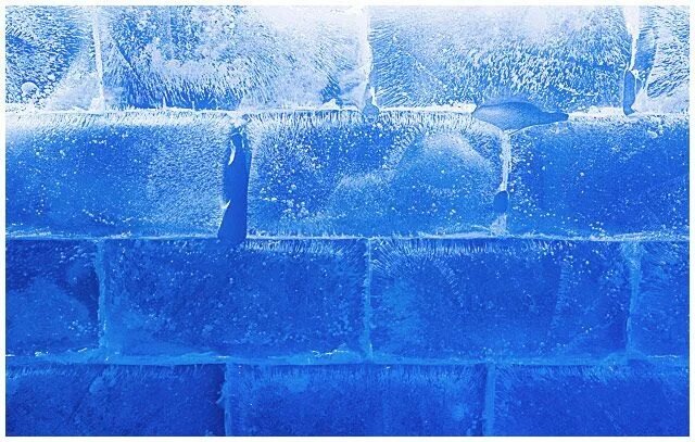 Ледяная стена  растает , когда будет солнце (энергия)