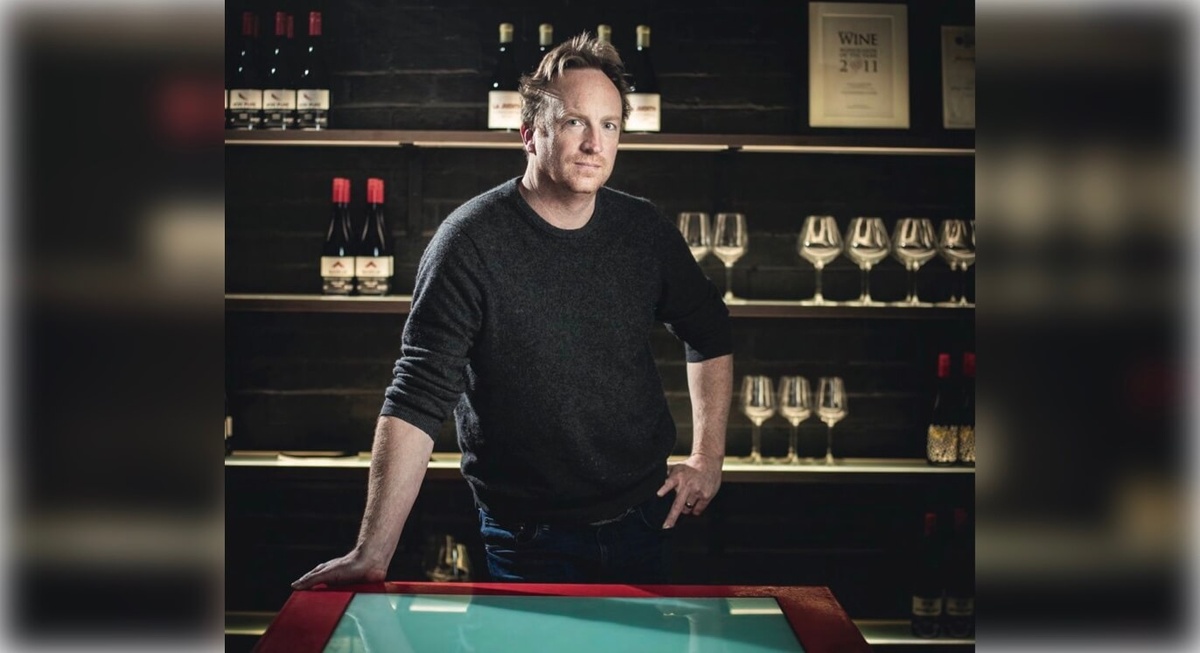 Ник Глейцер (Nick Glaetzer) – один из выдающихся виноделов Австралии, владелец винодельни Glaetzer-Dixon