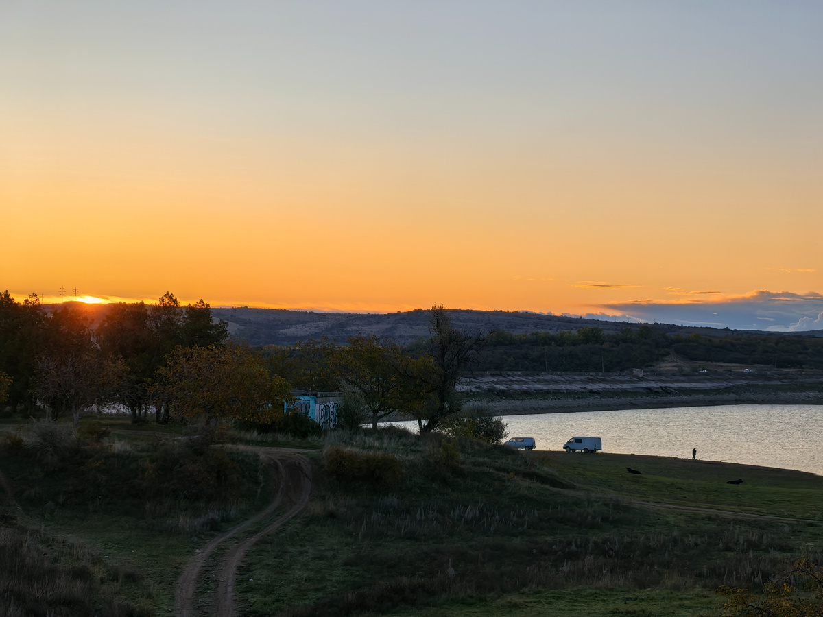 Самый краешек солнца 