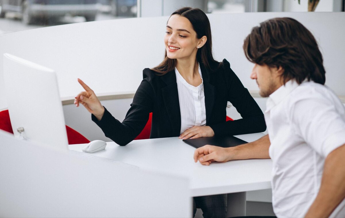 Биржа — формально, P2P — рискованно, обменник — быстро и спокойно.