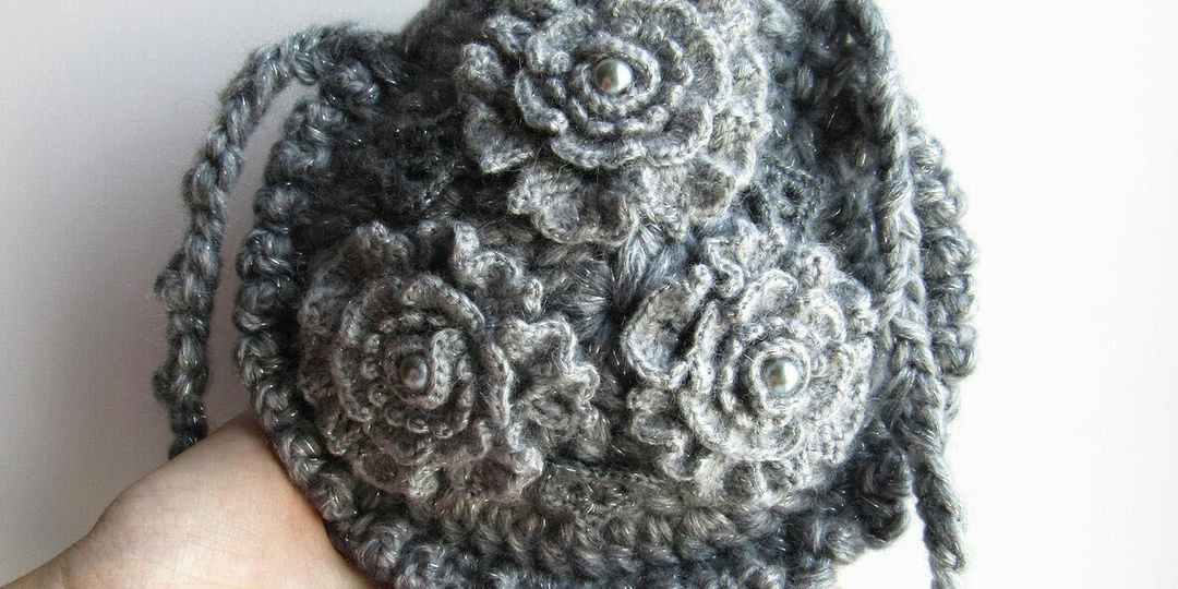 Вязаные сумки. МК по созданию сумочки "Блики". Часть 3. Листики, ремешок, сборка.