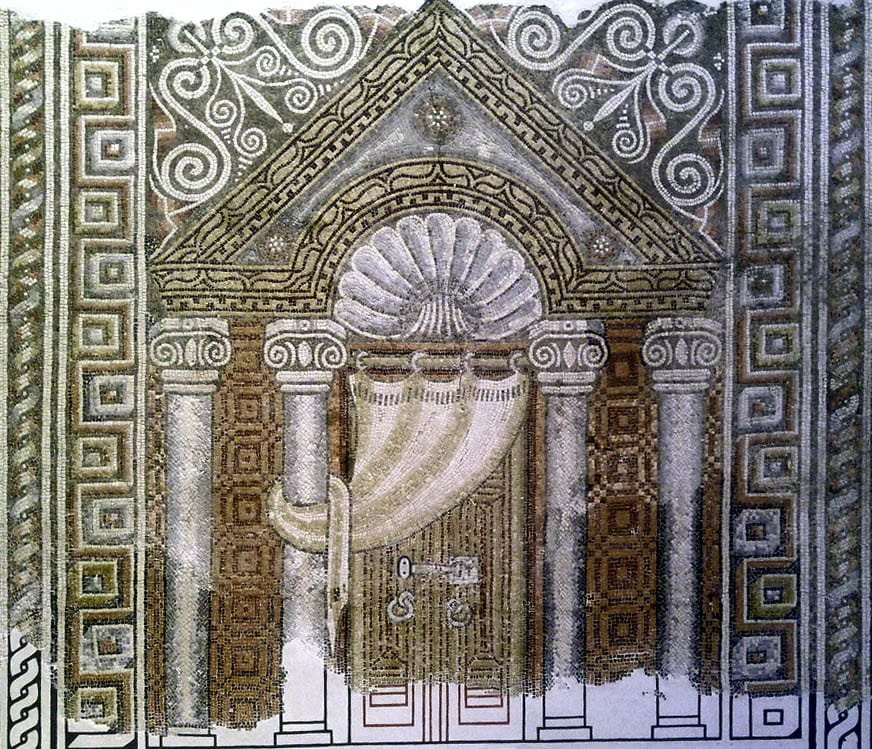 Мозаика фасада храма с ковчегом Торы , найденная при раскопках в Хирбет-эс-Самаре, IVв. н. э., предоставлена ​​Музеем Израиля, Иерусалим.