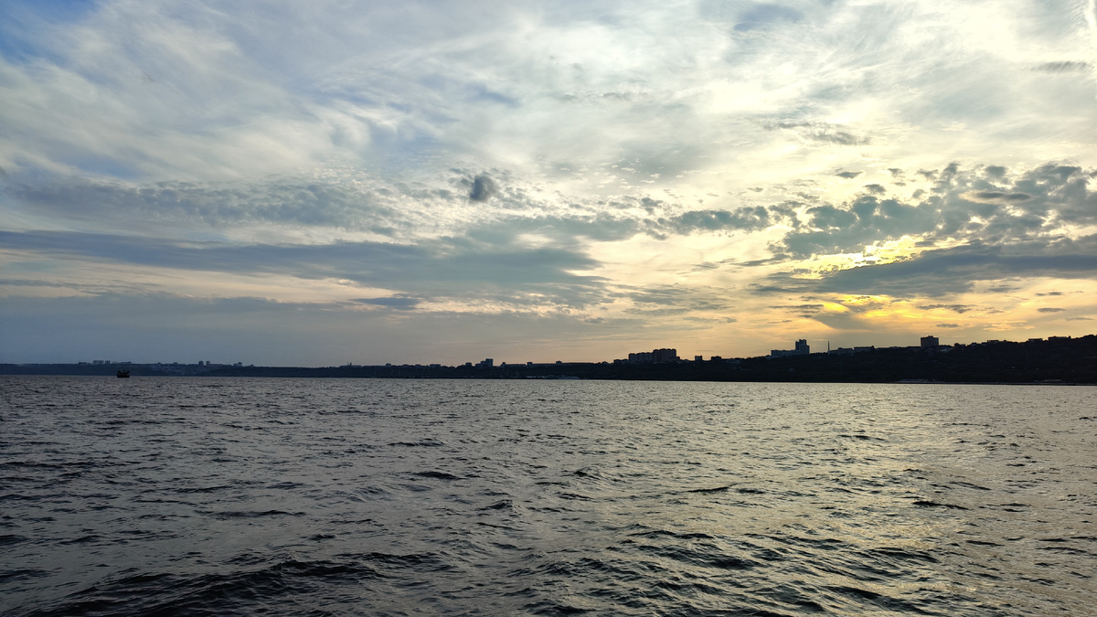 ВИД НА ПРАВЫЙ БЕРЕГ УЛЬЯНОВСКА