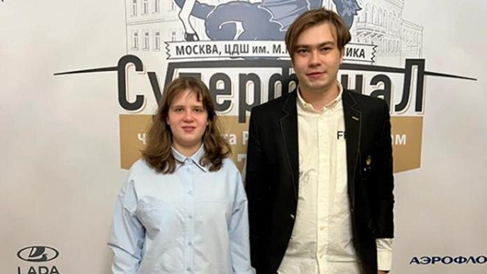 Анна Шухман и Арсений Нестеров. Обложка © Федерация шахмат России