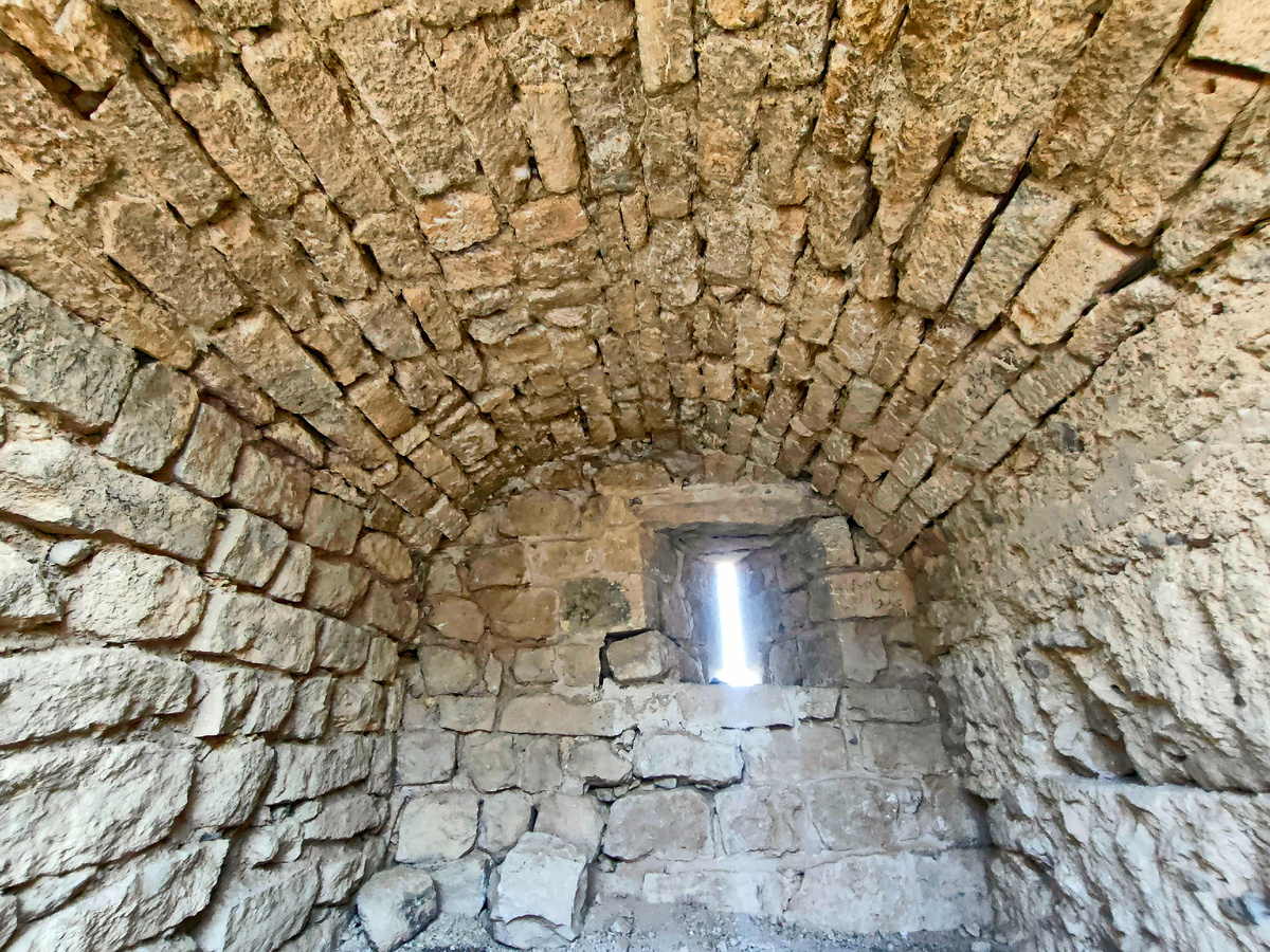 Каср Катрана, Qasr al-Qatranа, форт Катрана, Иордания