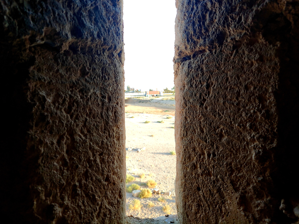 Форт Эль-Катрана, взгляд через бойницу 