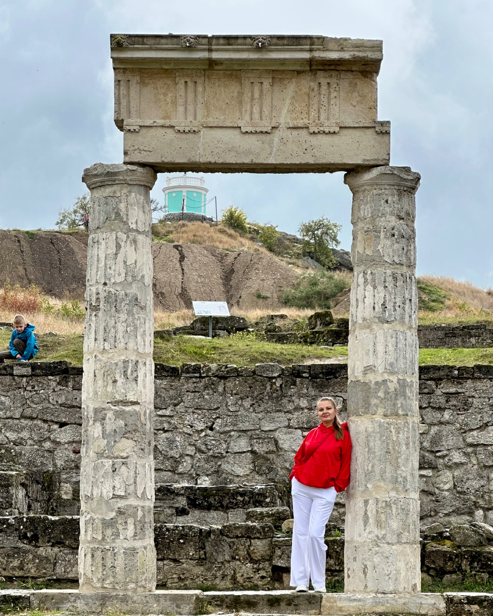 Всем привет! Это я – хозяйка этого канала Валерия. Пишу о домашнем уюте, творчестве, рукоделии и иногда про путешествия.