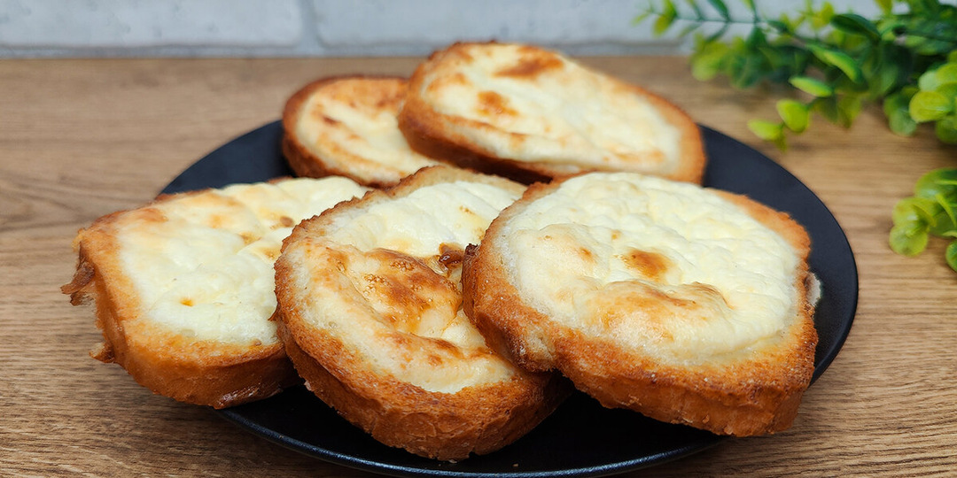 Ленивые ватрушки из батона — быстро, просто и очень по-домашнему