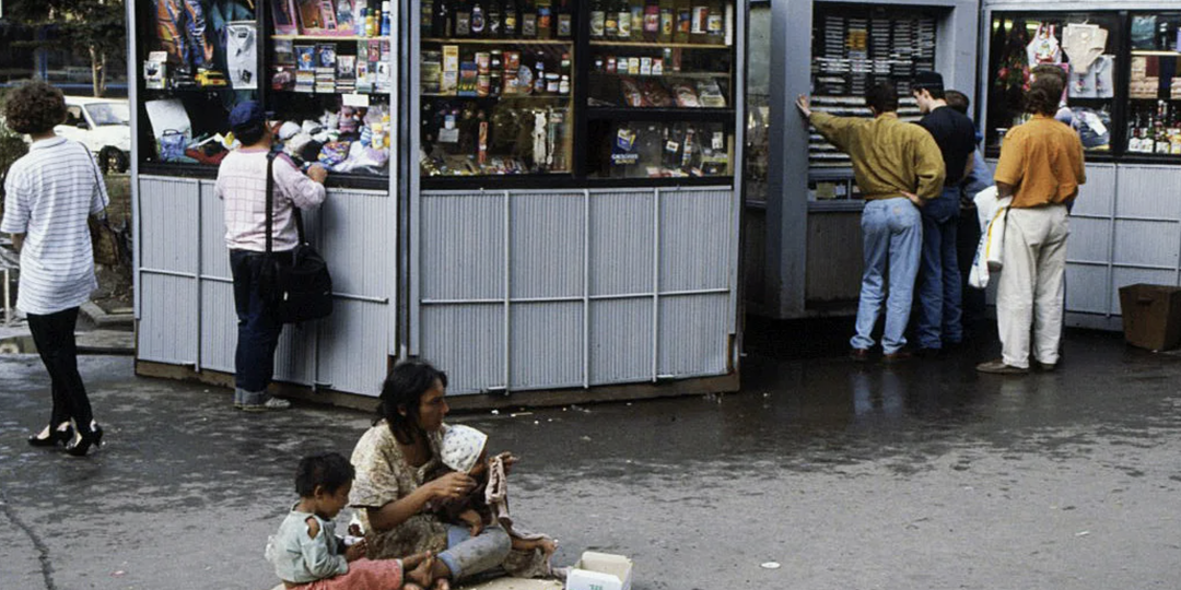 Ларьки — как всё начиналось в новой России и как закончилась одна из ярых символов эпохи 90-х 🏪