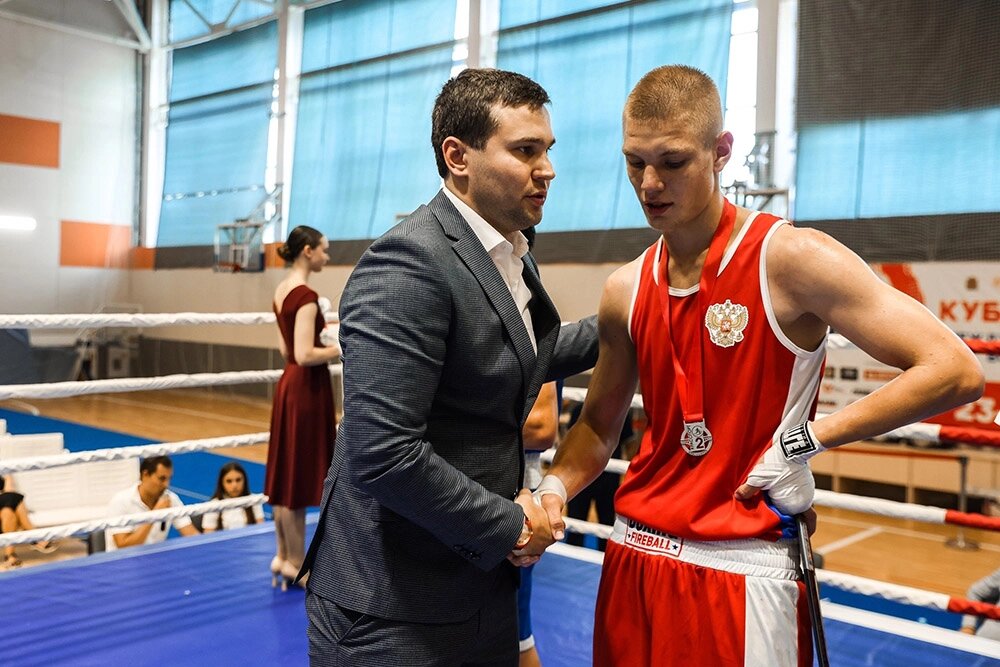    До начала СВО Степан жил в Москве, выступал в профессиональном боксе, и даже завоевал титул Чемпиона мира в 2021-м году. Фото: Личный архив