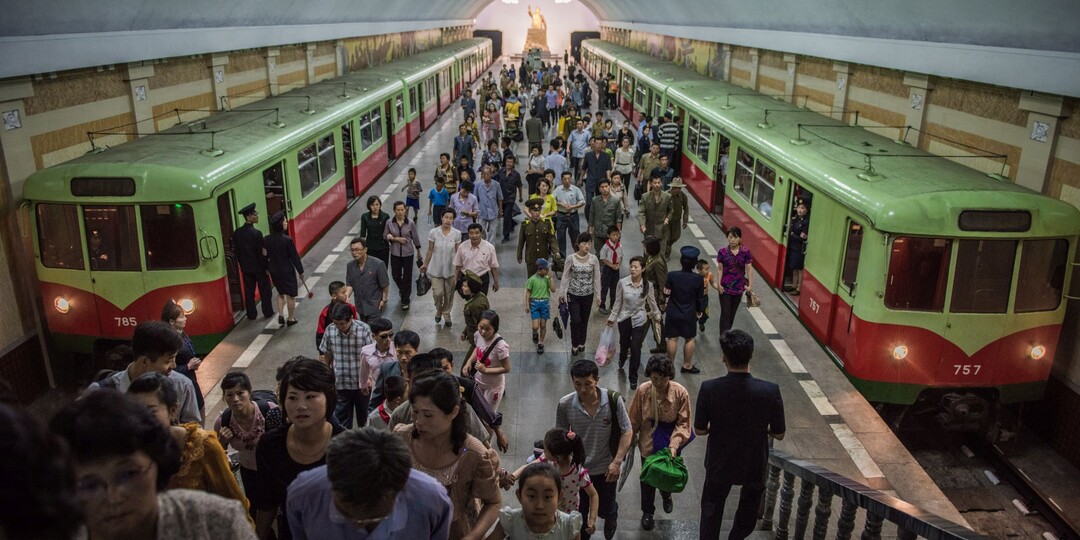 Подземный мир Пхеньяна: как устроено метро Северной Кореи