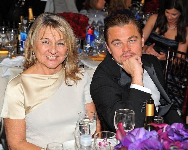 Мать Леонардо ДиКаприо, как сообщается, подтолкнула его нарушить правило «подруг до 25 лет». На фото с Ирмелин, 2012 год.