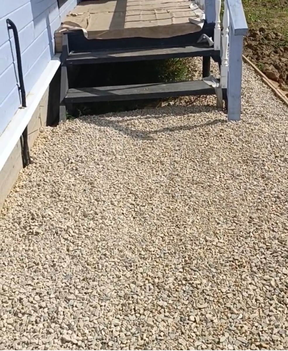 Вот здесь и рос наш чемпион.