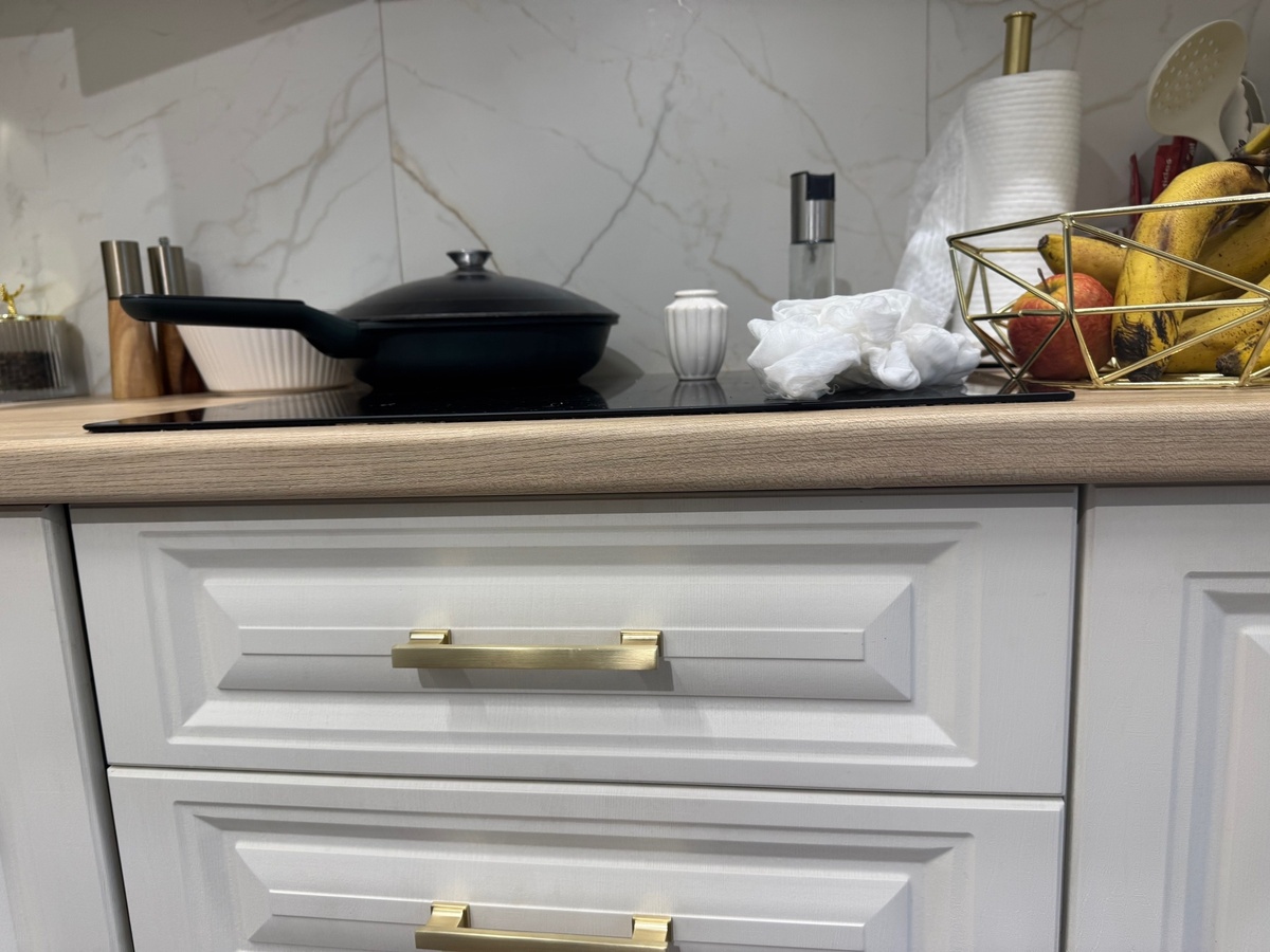    2 ложки в таз – и стеклянные крышки от кастрюль станут как новые: ни жира, ни налета, ни мутности – блестят как алмаз