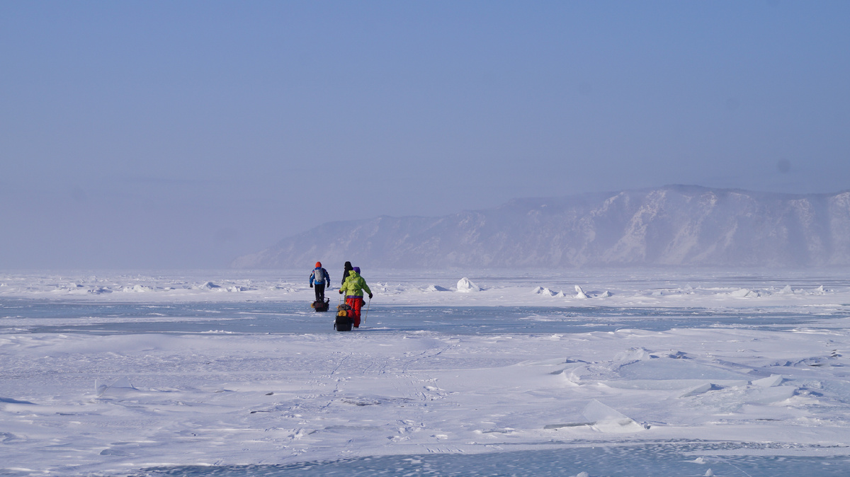 Идем в дымке