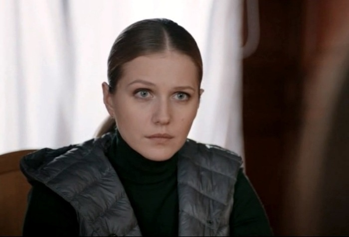 Карина Андоленко в сериале «Спасская».