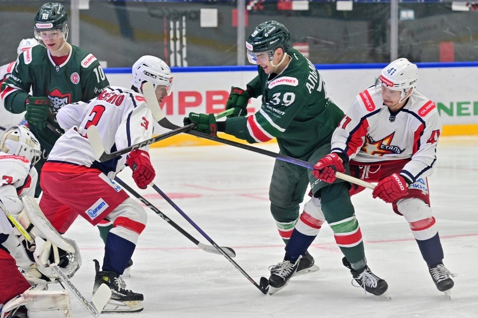    Игра завершилась со счетом 3:0. Фото: vk.com/izhstal