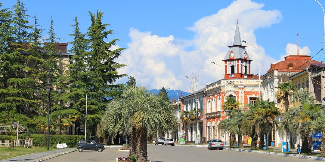 Гудаута – размеренный отдых в Абхазии