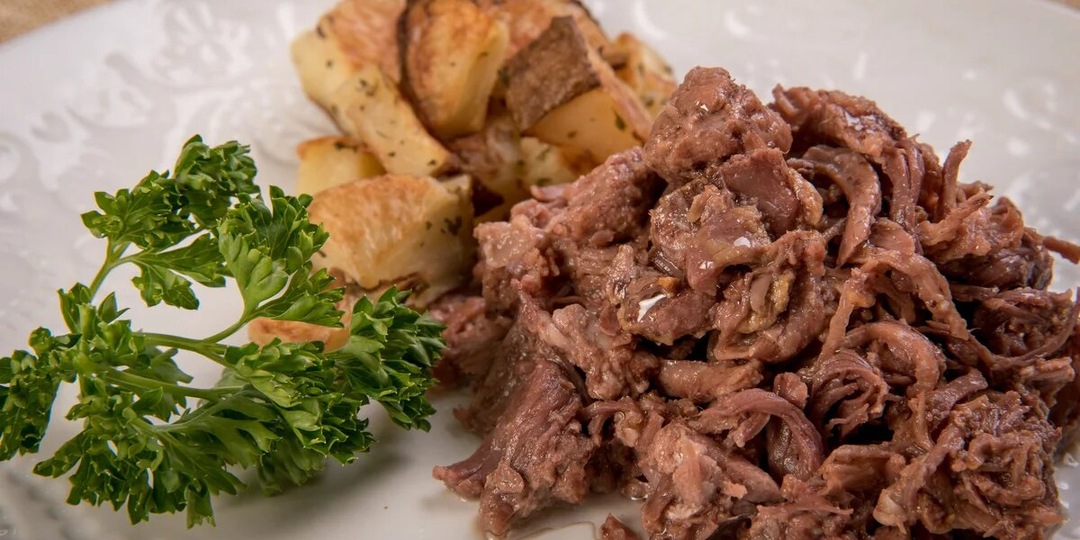 В какой "тушенке" мясо?