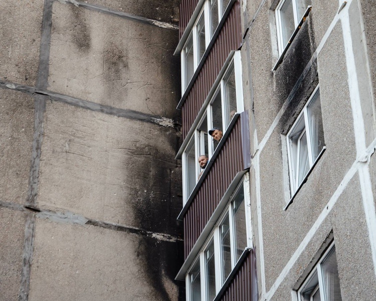     Власти сообщили о ходе восстановления домов после обстрелов в Курской области