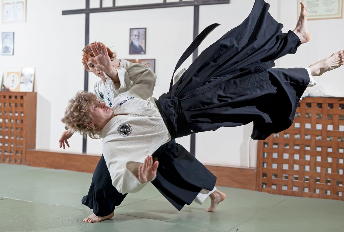 Вот, что должно было бы произойти, будь Сикорски сравнеим по скорости с Максимом. Это в гуманном варианте.