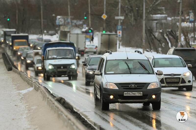    ЕАН. Автомобильная пробка