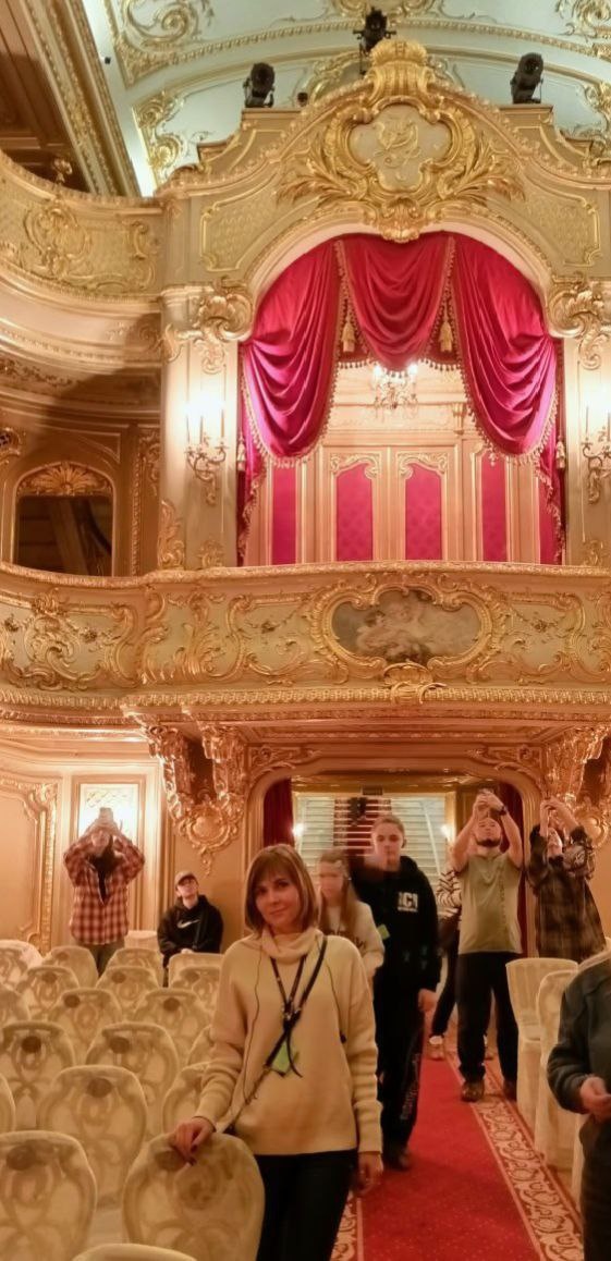 Роскошный домашний театр во дфорце Юсуповых на Мойке в Санкт-Петербурге