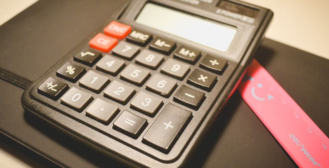 Учителям добавят льготы: Горячие обеды и надбавки к зарплате