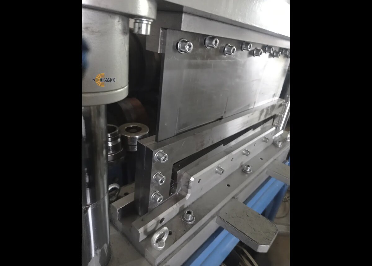 Образец производственного ножа, предоставленный для проведения замеров