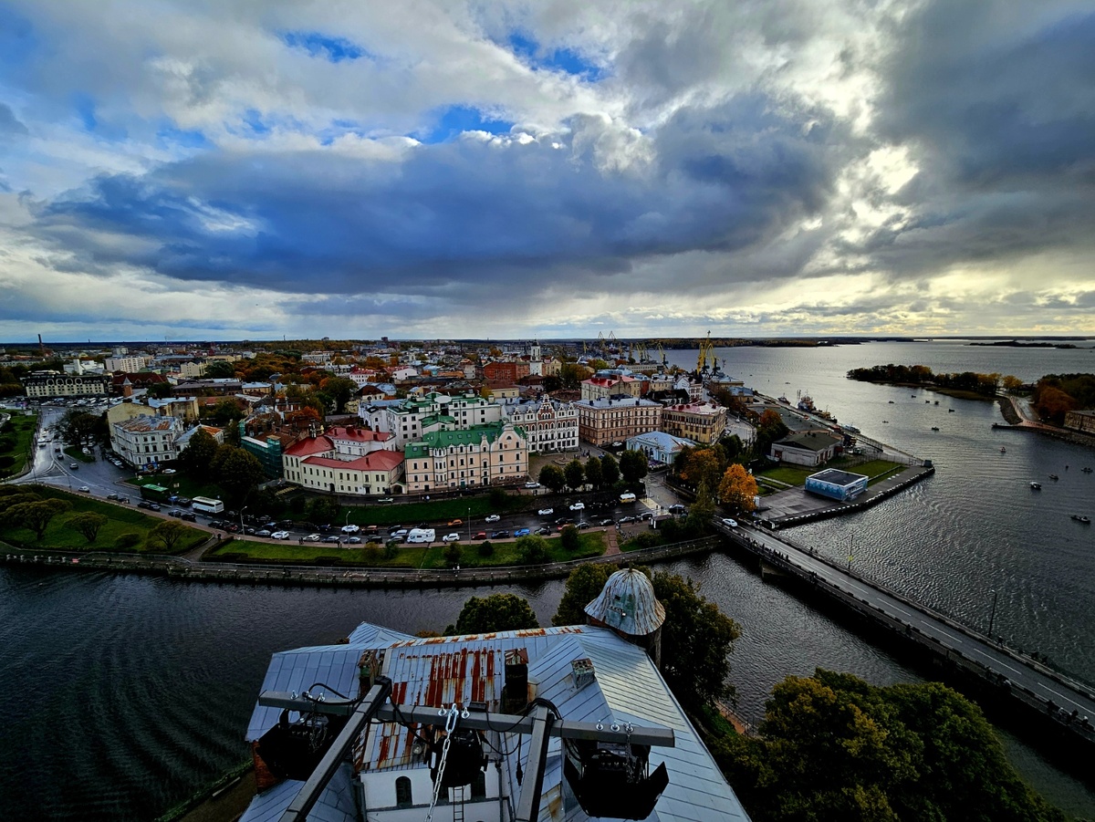 Вид на старый город.