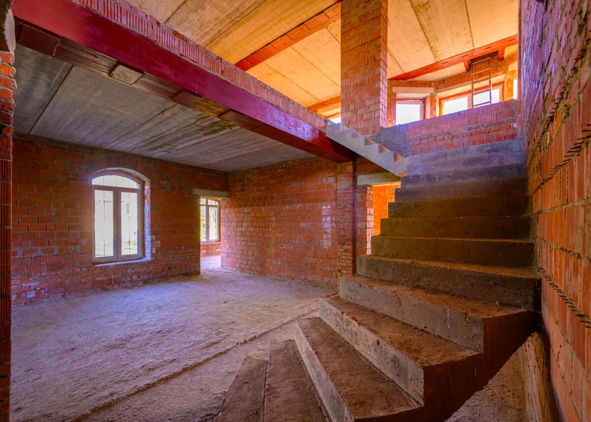 Vesco Group📷Реконструкция старого дома в элитном коттеджном поселке в Подмосковье