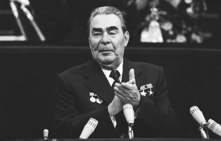 В эпоху Брежнева пытались исправить провалы хрущёвской политики — но тогда это было почти невозможно сделать