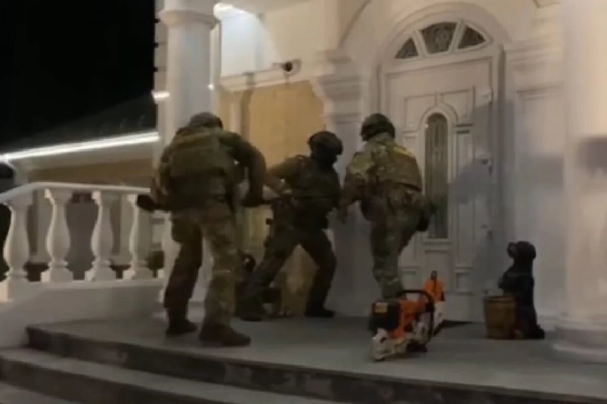    В Красноярском крае задержали брата экс-депутата Дагестана Мамеда Абасова