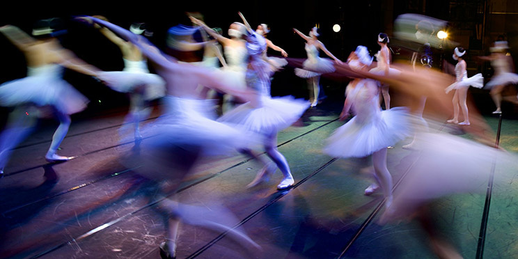 Иногда смаз используют как художественный приём. Но порой ошибка — это просто ошибка / Фото: unsplash.com