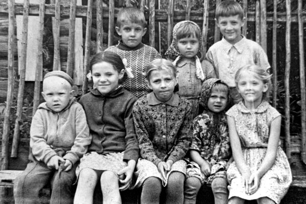 Деревенские дети как отражение своего времени. Часть 1