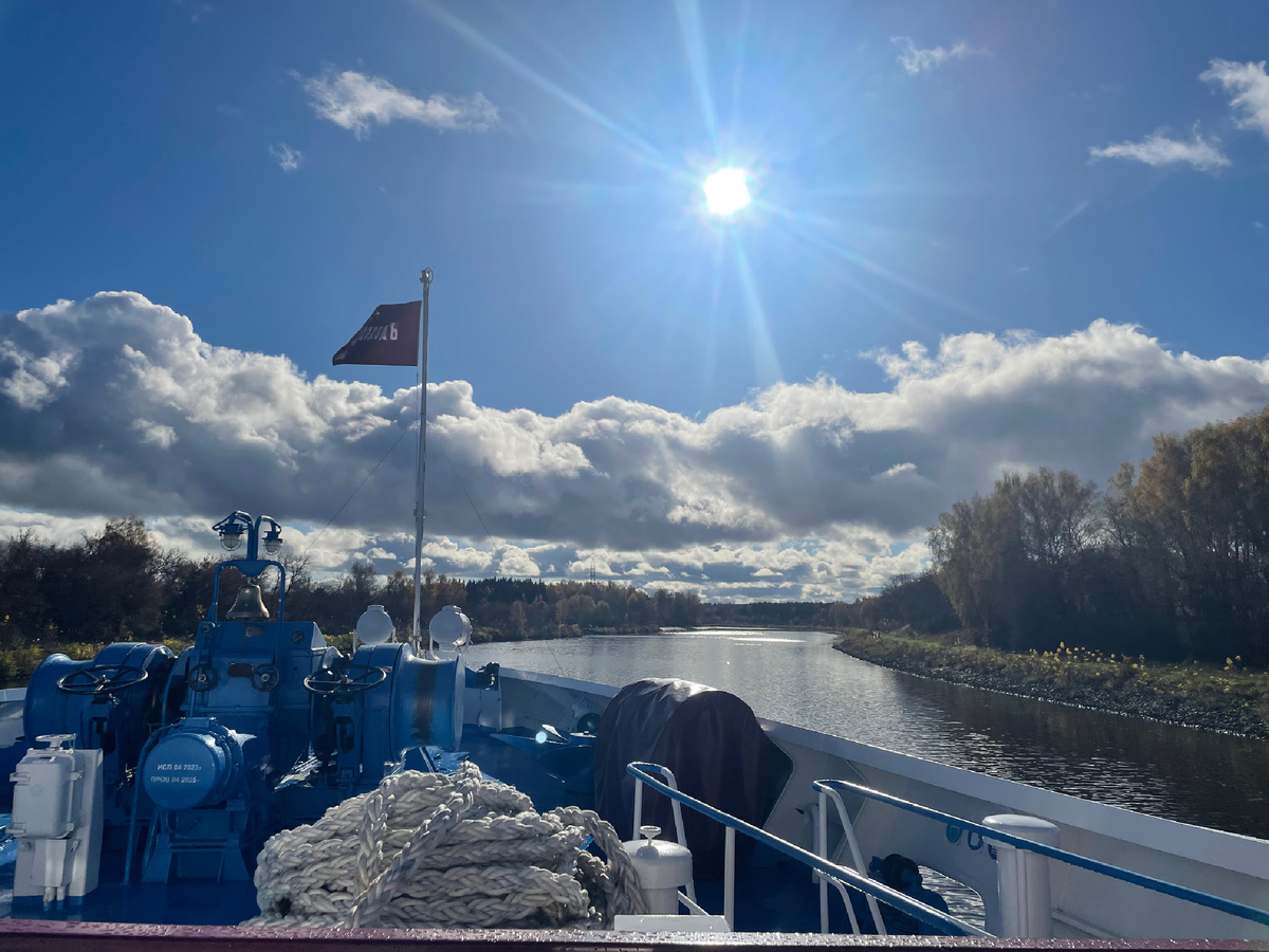 Канал соединил главную русскую реку с главным русским городом - Москвой!