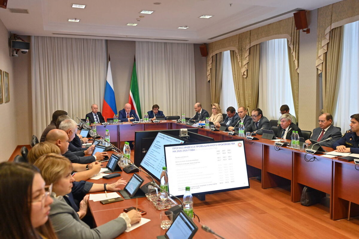 Фото: пресс-служба Государственного Совета РТ